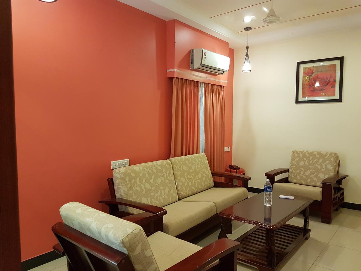 קראיקודי Hotel Subhalakshmi Palace מראה חיצוני תמונה