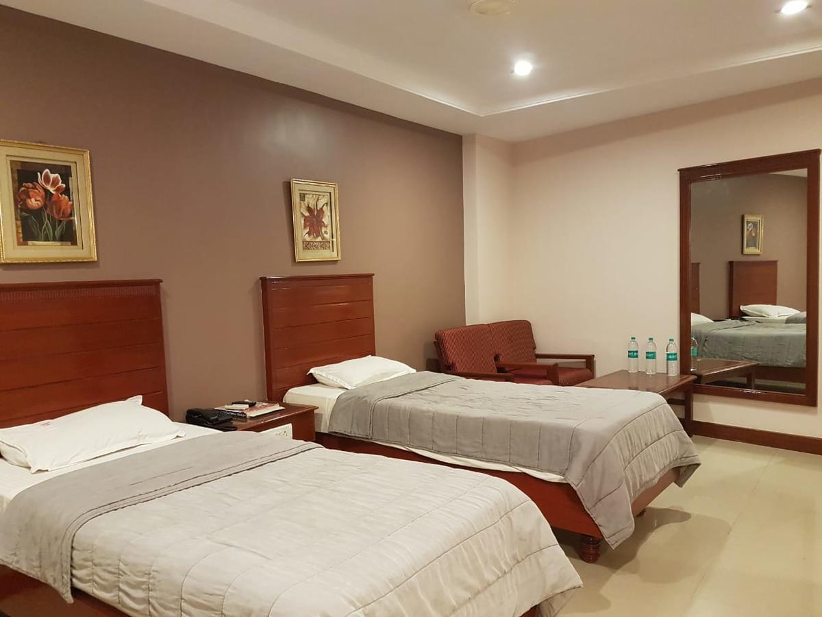 קראיקודי Hotel Subhalakshmi Palace מראה חיצוני תמונה