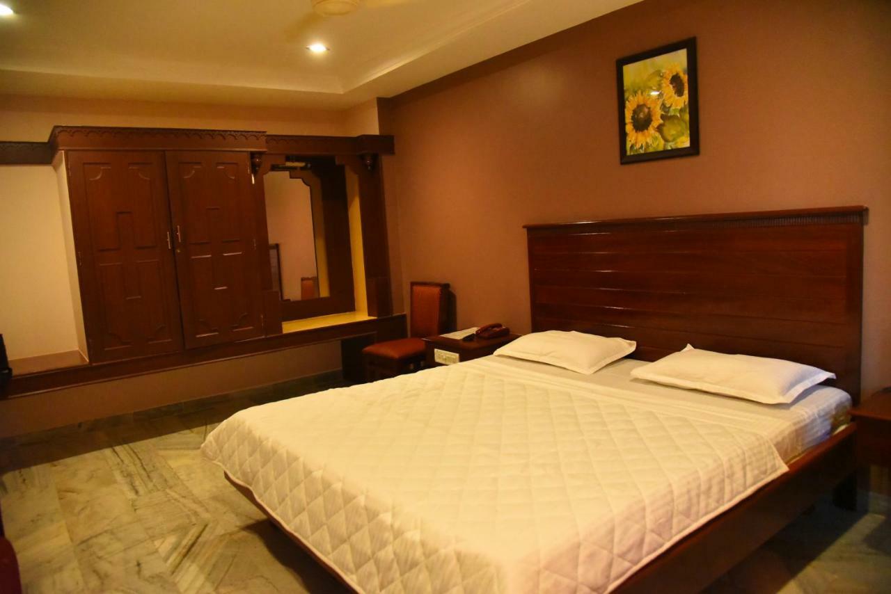 קראיקודי Hotel Subhalakshmi Palace מראה חיצוני תמונה