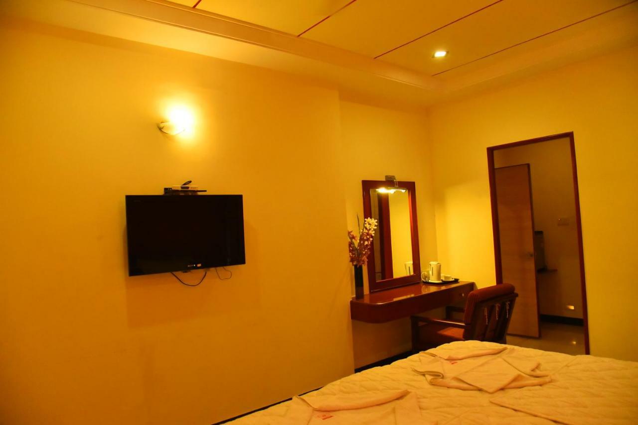 קראיקודי Hotel Subhalakshmi Palace מראה חיצוני תמונה