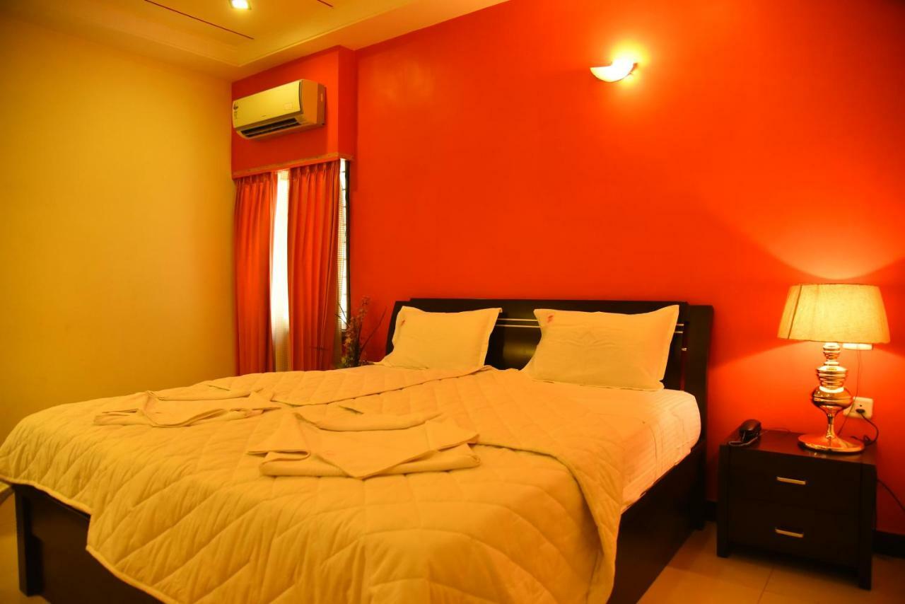 קראיקודי Hotel Subhalakshmi Palace מראה חיצוני תמונה