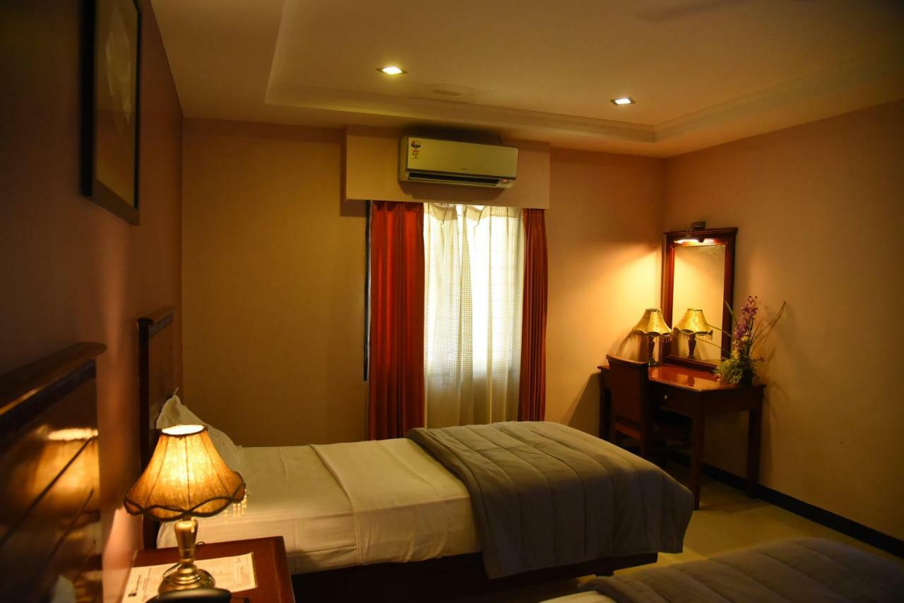קראיקודי Hotel Subhalakshmi Palace מראה חיצוני תמונה