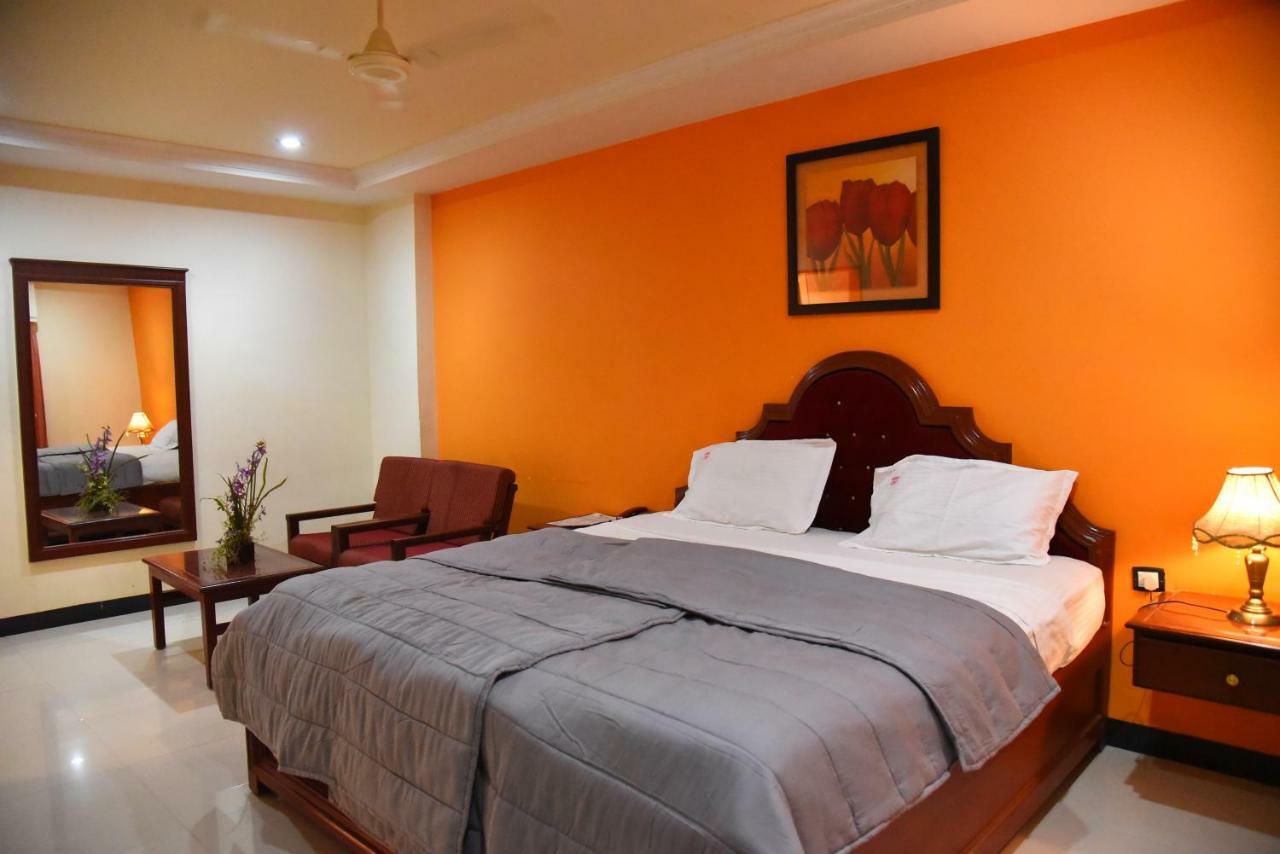 קראיקודי Hotel Subhalakshmi Palace מראה חיצוני תמונה